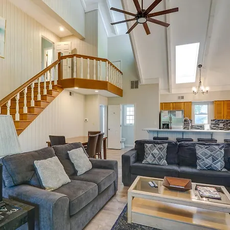 Margaritaville Lake Resort Retreat In Osage Beach!